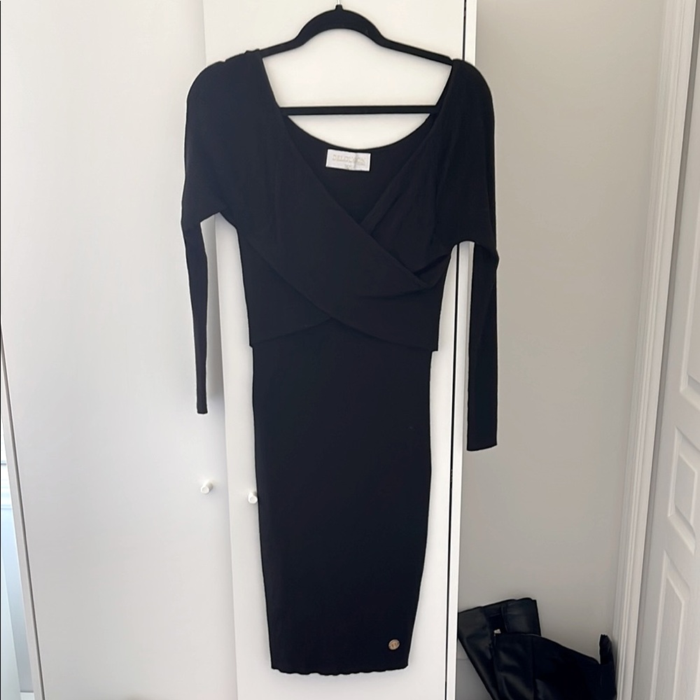 Tight fit knit dress